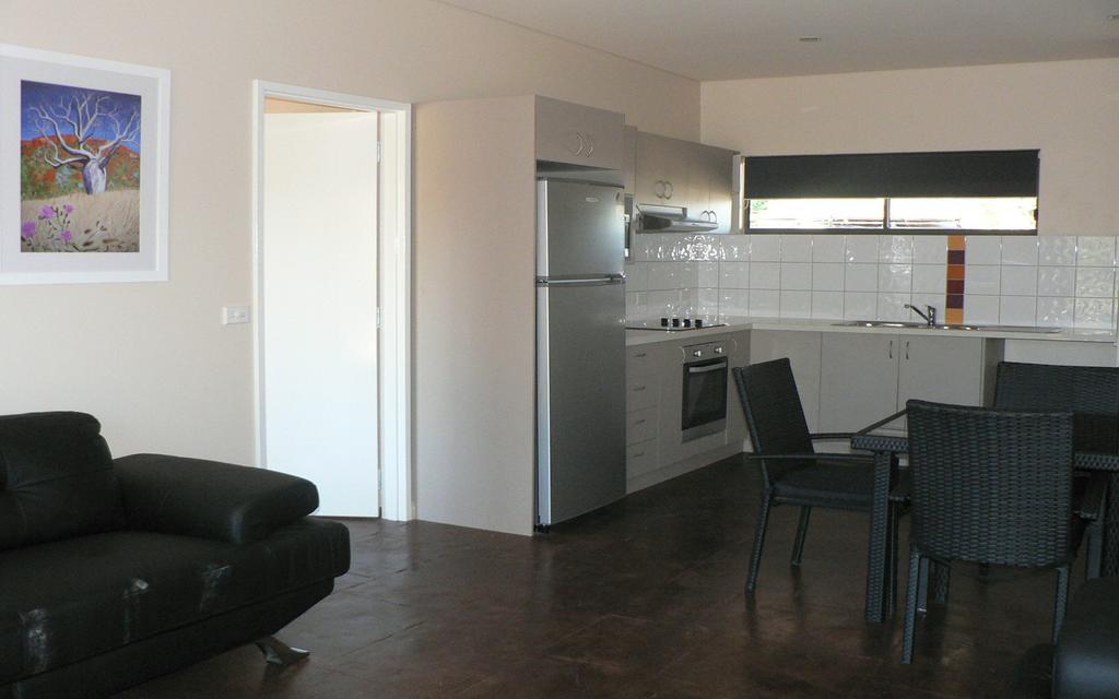 Breezes Apartments Broome Oda fotoğraf